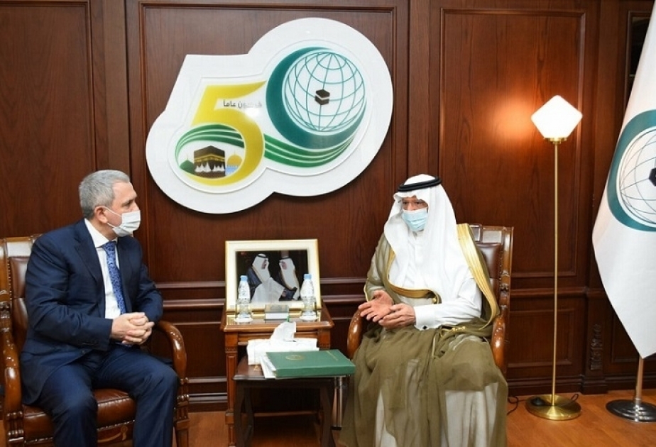 OIC, Azerbaijan discuss reinforcing cooperation