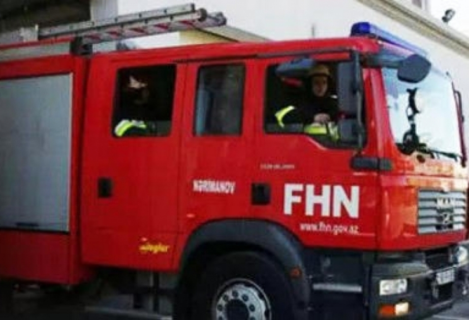 Sabunçu rayonunda ikimərtəbəli binada yanğın baş verib
