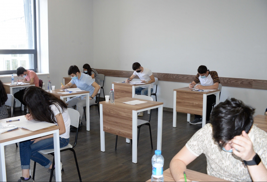 Azərbaycan-Fransız Universitetinin bakalavr pilləsi üzrə qəbul imtahanının yekunları açıqlanıb