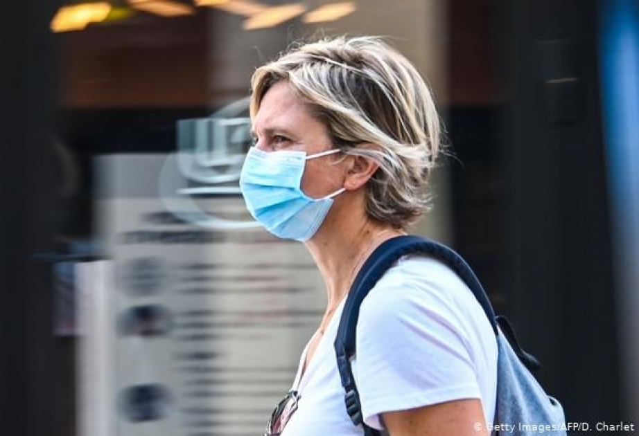 Casi 45 mil multas en Francia por violar obligación de portar máscara