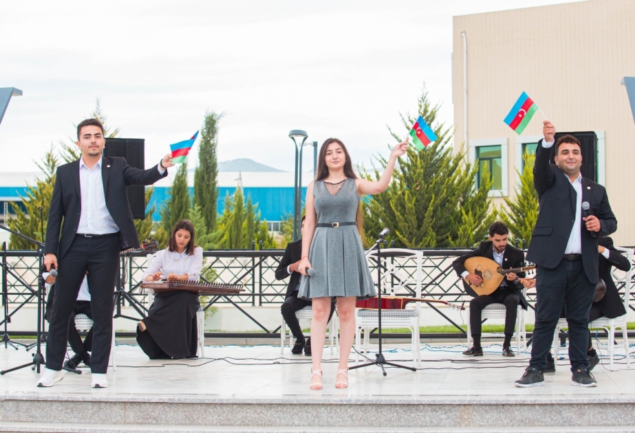 ASAN könüllüləri Milli Musiqi Gününü qeyd ediblər