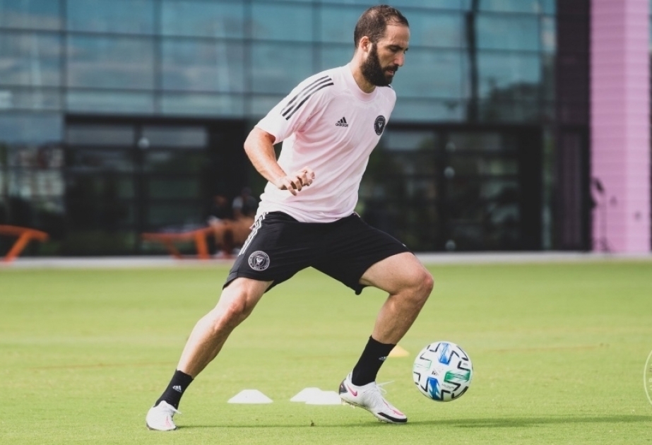 Gonzalo Higuain moves to Inter Miami