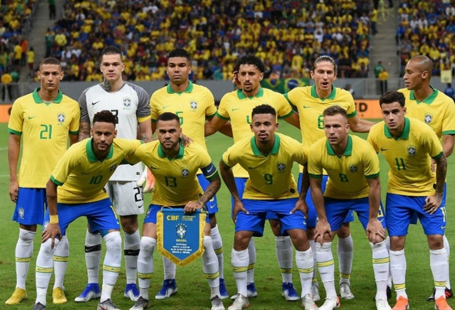 Convocan a selección de fútbol de Brasil para eliminatoria al Mundial
