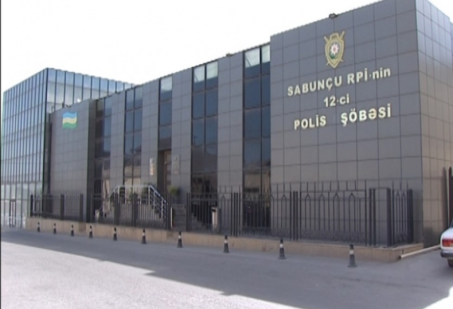 Balaxanı qəsəbə sakinini döyərək avtomobilini almaqda şübhəli bilinən keçmiş məhkum yaxalanıb