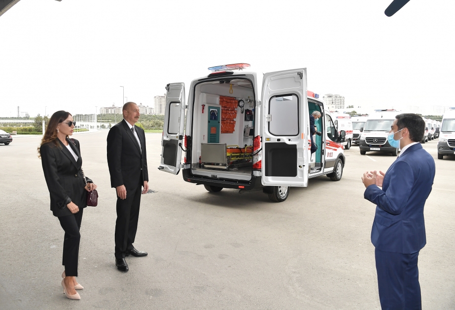 President Ilham Aliyev and first lady Mehriban Aliyeva viewed new ambulance vans delivered to Azerbaijan VIDEO