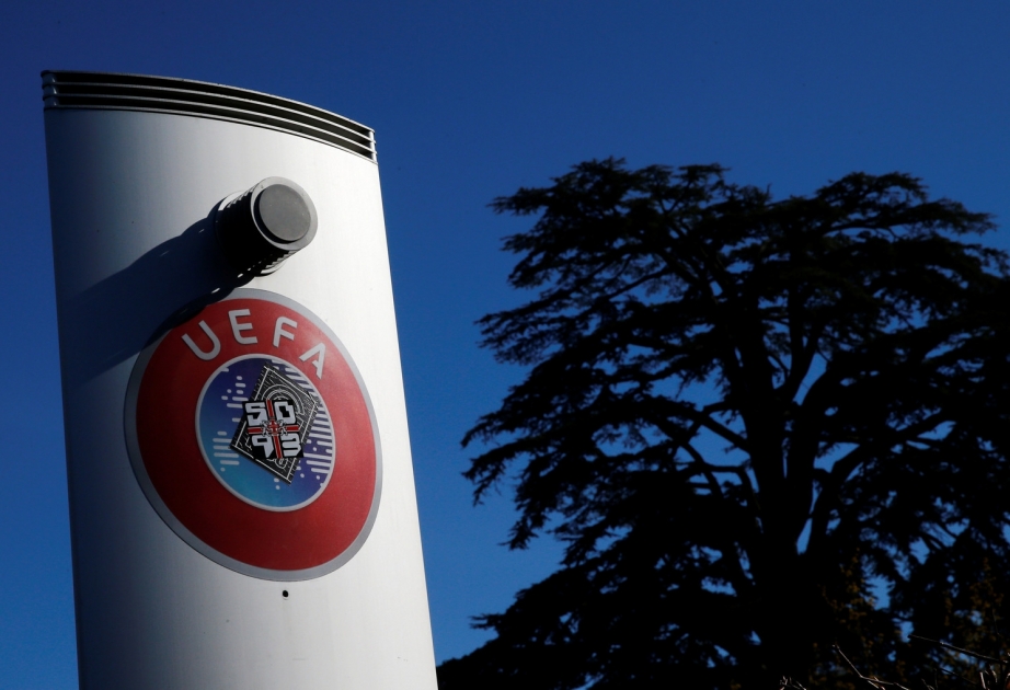 СМИ: УЕФА разрешит командам делать по пять замен в сезоне-2020/21