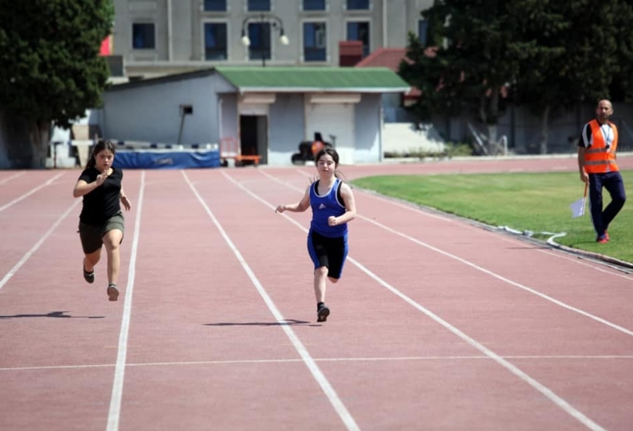 Xüsusi olimpiyaçılar arasında yarışlar və məşqlər davam edir