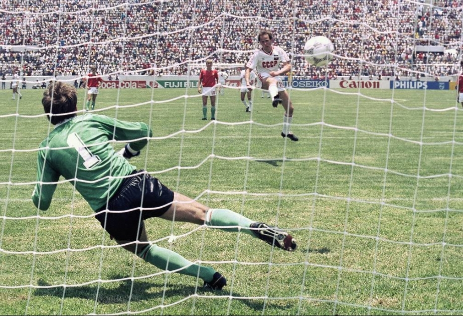 Лучшему футболисту Европы 1986 года Игорю Беланову 60 лет