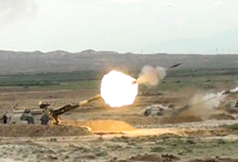 Azerbaijani Army conducts combat firing exercises with "Msta-S" self-propelled howitzers