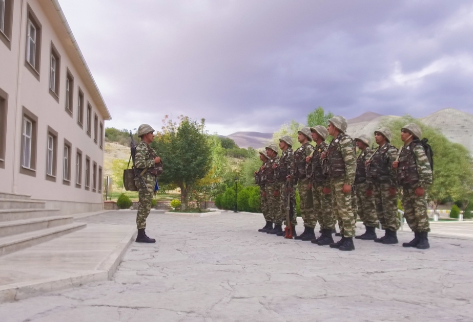 Əlahiddə Ümumqoşun Ordunun ön xətdə yerləşən bölmələrində uğurlu döyüş növbətçiliyi aparılır - REPORTAJ