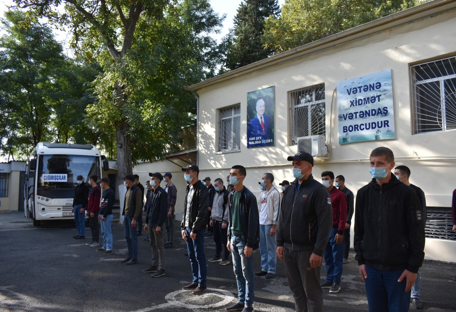 Xaçmazlı çağırışçı gənclər böyük ruh yüksəkliyi ilə hərbi xidmətə yollanıblar