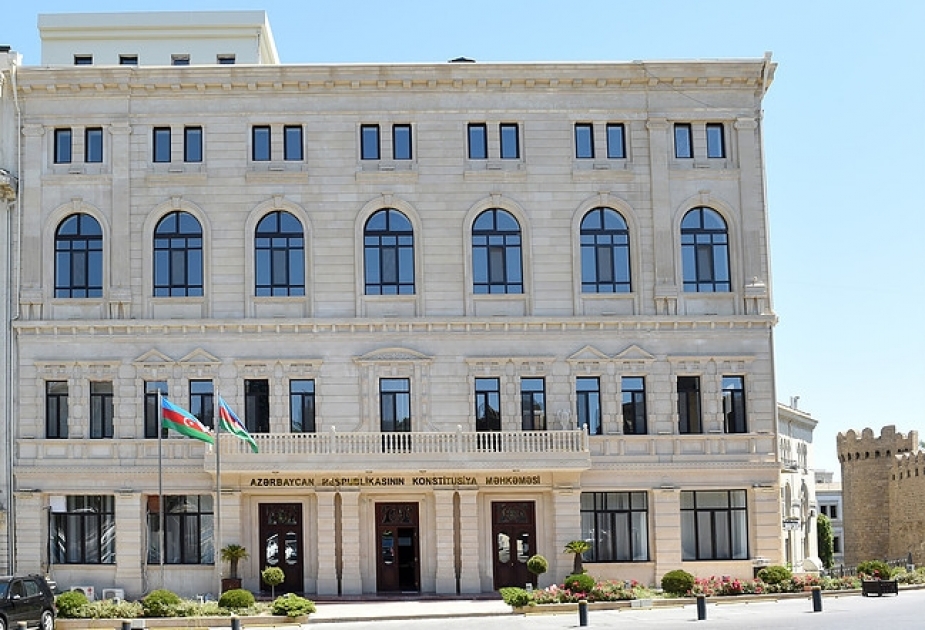 Konstitusiya Məhkəməsi Silahlı Qüvvələrə Yardım Fonduna dəstək kampaniyasına qoşulub