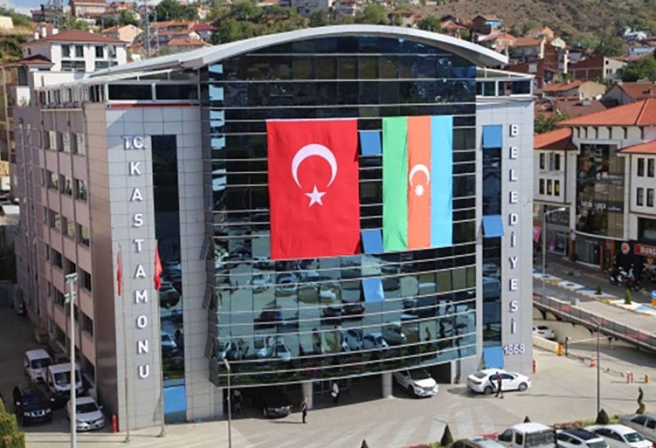 Qədim Kastamonu Azərbaycan və Türkiyə bayraqları ilə bəzədilib