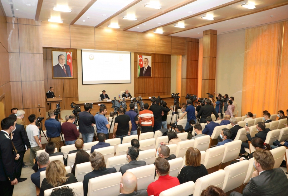 Prezidentin köməkçisi: Bu gün hər bir vətəndaşımız qəhrəmanlıq salnaməsi yazır