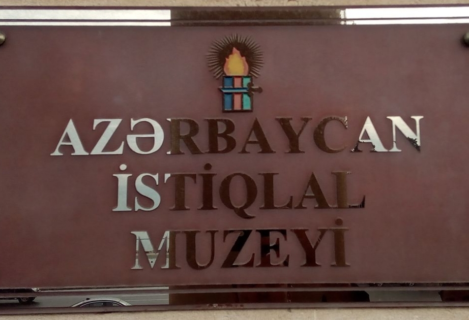 Azərbaycan İstiqlal Muzeyi Silahlı Qüvvələrə Yardım Fonduna ianə edib