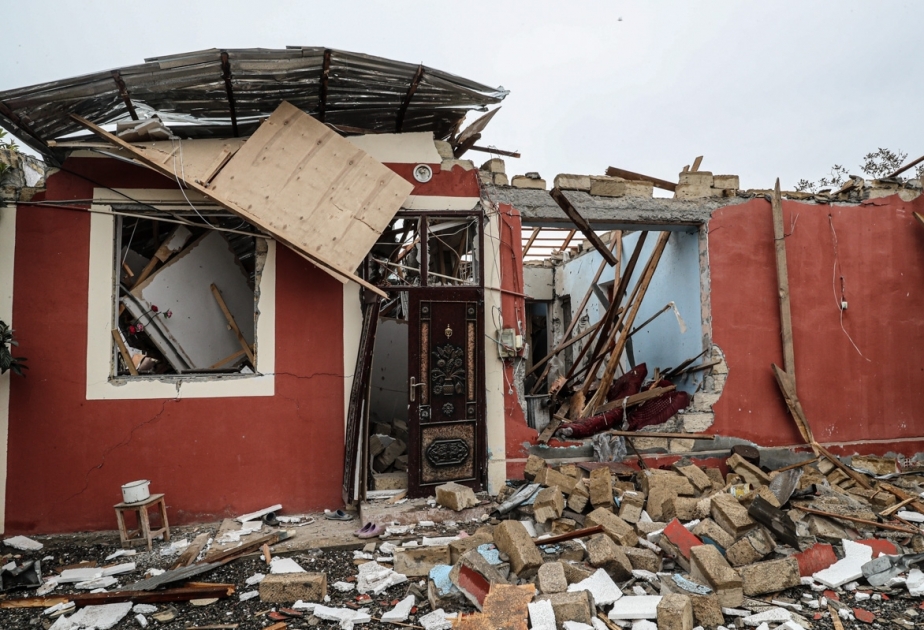 Los fascistas armenios continúan bombardeando los asentamientos del distrito de Aghdam