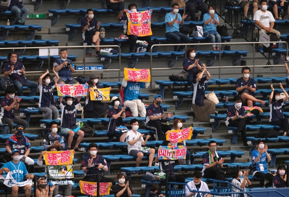 Японцы выступают за ограничение числа зрителей на трибунах во время Игр в Токио