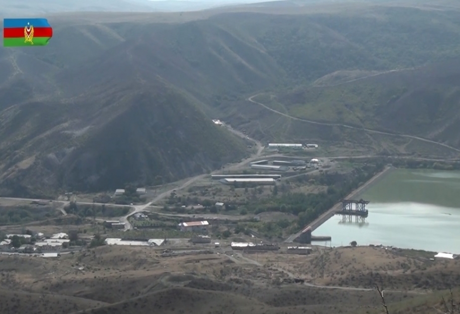 Imágenes de la aldea de Sugovushán en el distrito de Tartar, liberada de la ocupación