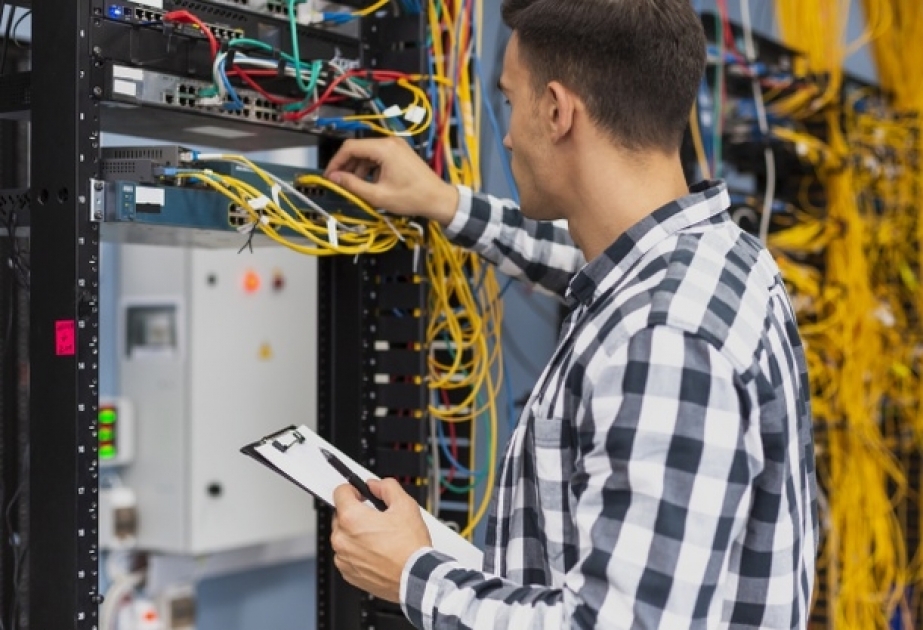 Keçən rübdə 29 müəssisədə elektrik təsərrüfatına cavabdeh 93 nəfərin peşə bilikləri yoxlanılıb