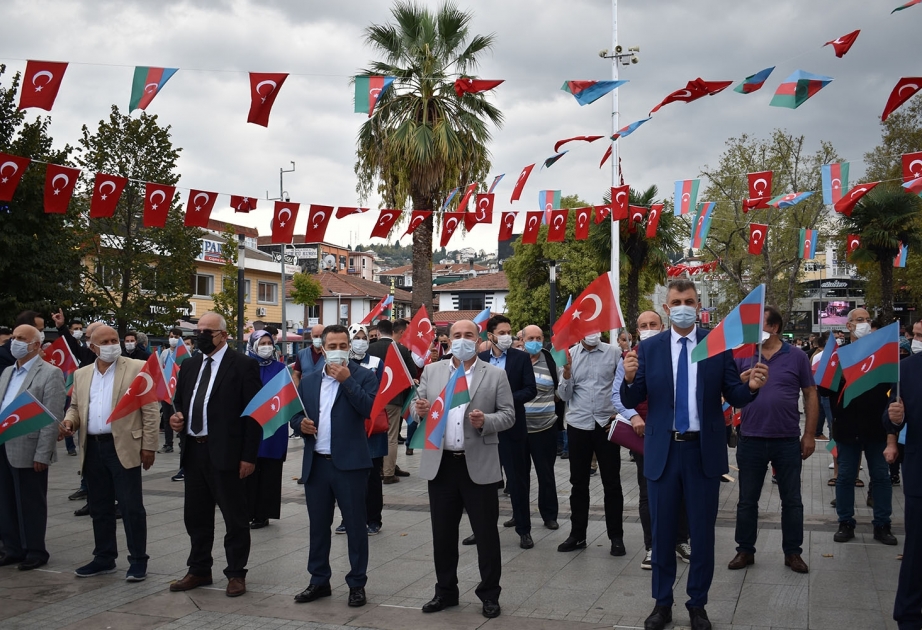 Türkiyədə Azərbaycana dəstək aksiyası keçirilib VİDEO