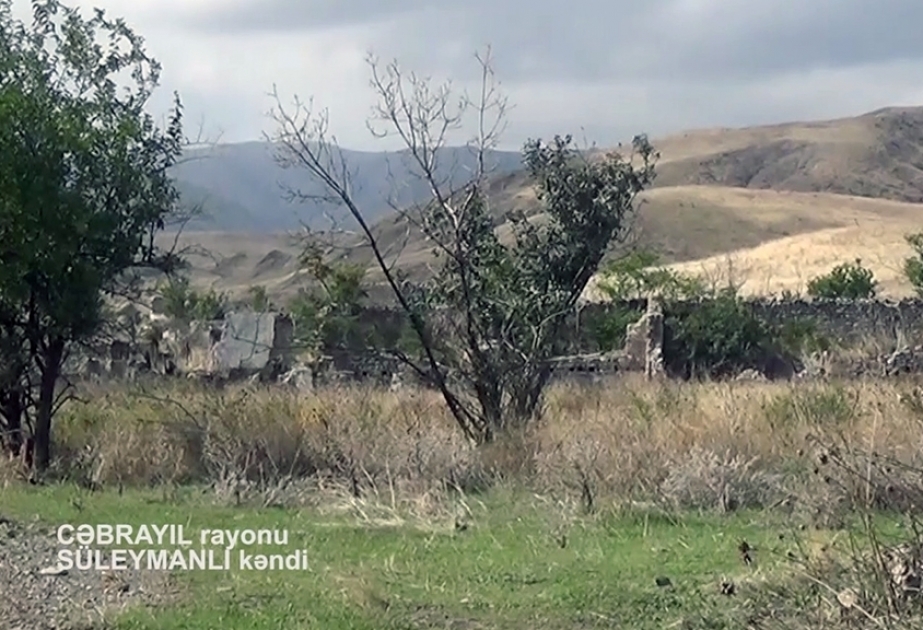 Verteidigungsministerium veröffentlicht Videoaufnahmen aus Dorf Suleymanli in Region Jabrayil, das aus armenischer Okkupation befreit ist