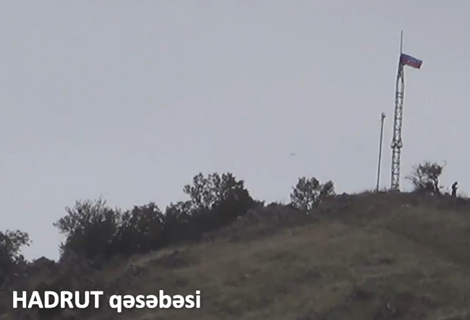 Azərbaycan Müdafiə Nazirliyi işğaldan azad olunan Hadrut qəsəbəsinin videogörüntülərini yayıb VİDEO 