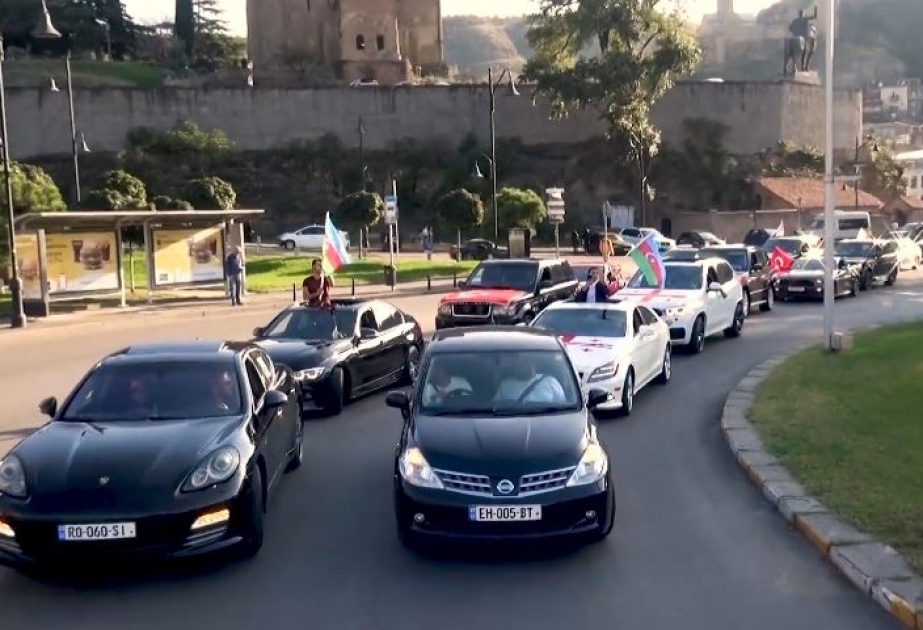 Gürcüstandakı soydaşlarımız Azərbaycan Ordusuna daha bir dəstək aksiyası keçiriblər