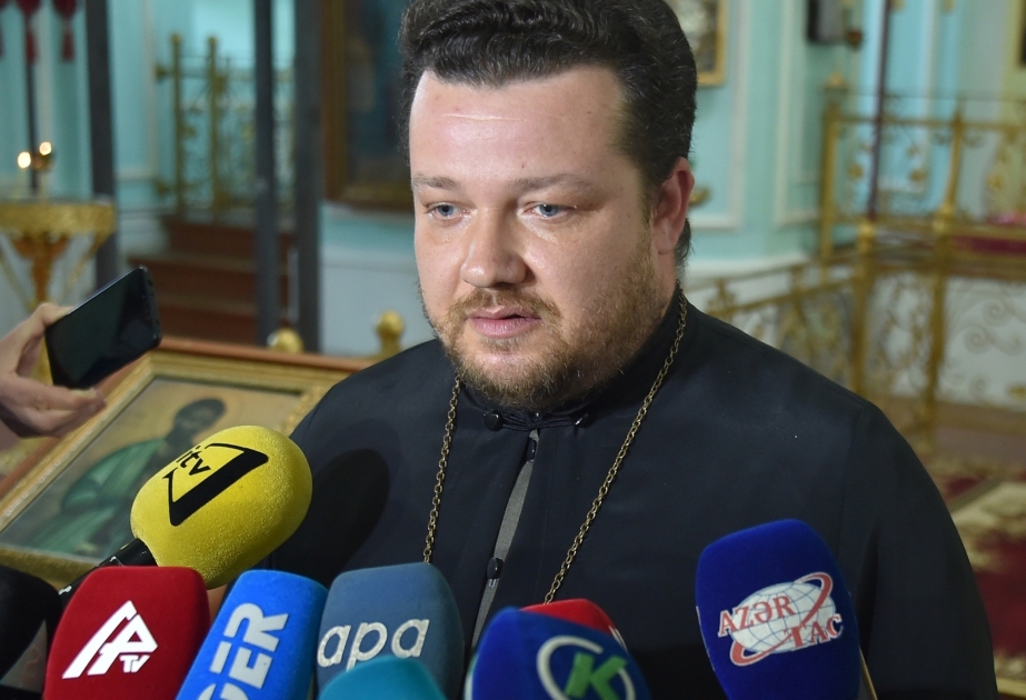 Hohepriester der russisch-orthodoxen Kirche: Beschuss aserbaidschanischer Zivilisten durch armenische Armee ist ein Terrorakt, ein Kriegsverbrechen