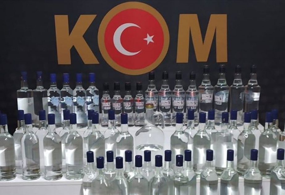 Türkiyədə saxta içki istehsalında şübhəli bilinən 60 nəfər həbs edilib