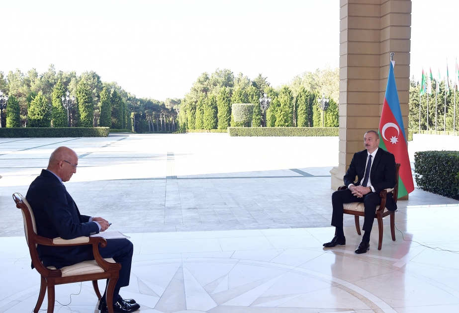 Prezident İlham Əliyev: Azərbaycan Ordusu hər gün uğurlu əməliyyatlar keçirir VİDEO