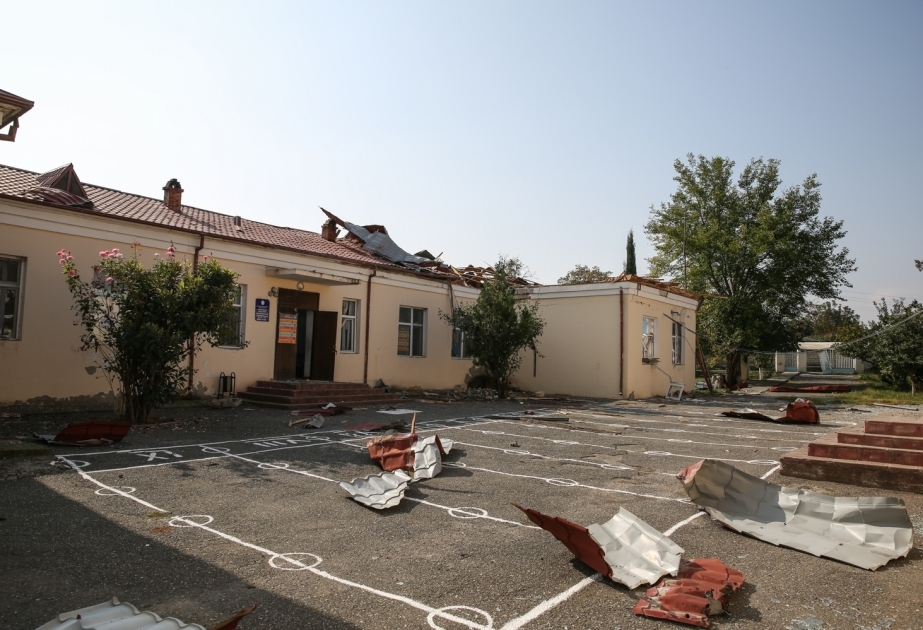 Une école prise pour cible par l’armée arménienne