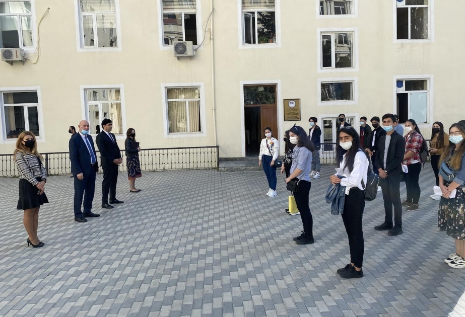 Azərbaycan Dillər Universitetində birinci kurs tələbələri ilə tanışlıq görüşü