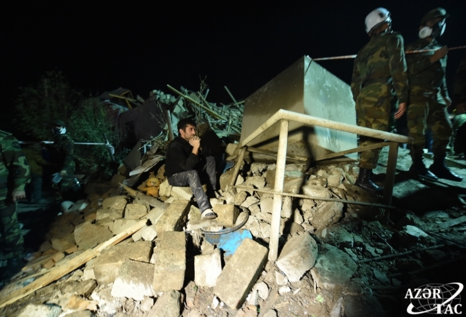 Düşmənin Gəncəyə xain hücumu: Terror aktları gəncəliləri, ümumiyyətlə, Azərbaycan xalqını qorxuda bilməz