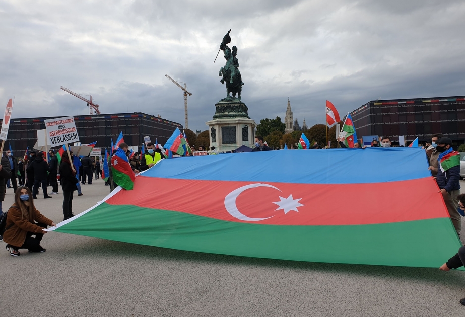 Vyanada Ermənistanın Azərbaycana qarşı hərbi təcavüz və təxribatlarına etiraz aksiyası keçirilib VİDEO