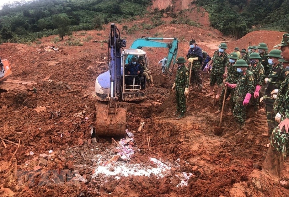 Vyetnamda torpaq sürüşməsi nəticəsində dağıntı altında qalan 22 hərbçinin hamısı ölüb
