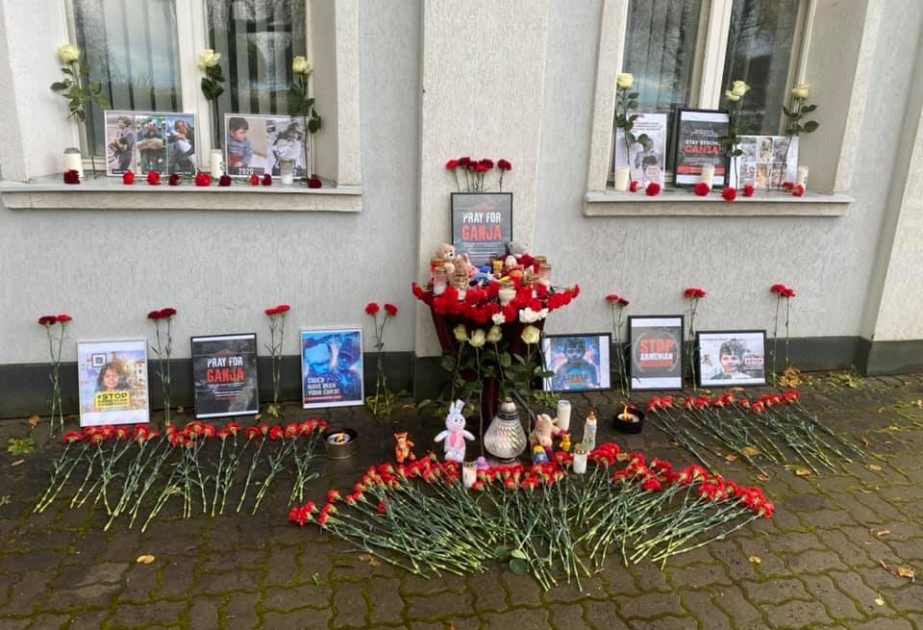 Ermənistanın Gəncəyə raket hücumları nəticəsində həlak olan vətəndaşlarımızın xatirəsi Estoniyada da anılır VİDEO