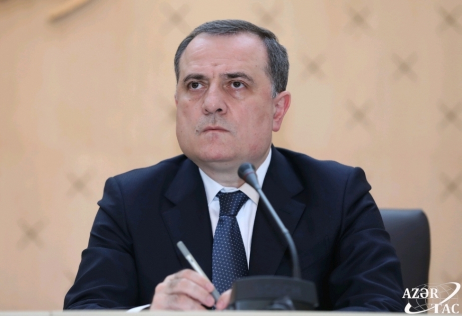 El canciller azerbaiyano Bayramov se reunirá con el Secretario de Estado de los Estados Unidos, Pompeo