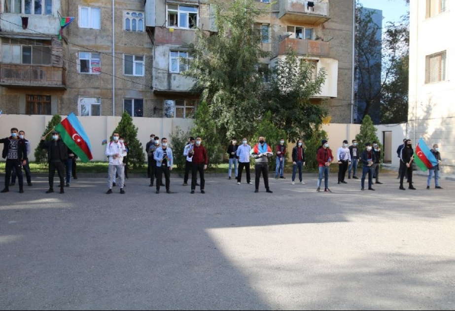 Müddətli həqiqi hərbi xidmətə çağırılan gənclər cəmiyyətə müraciət ediblər