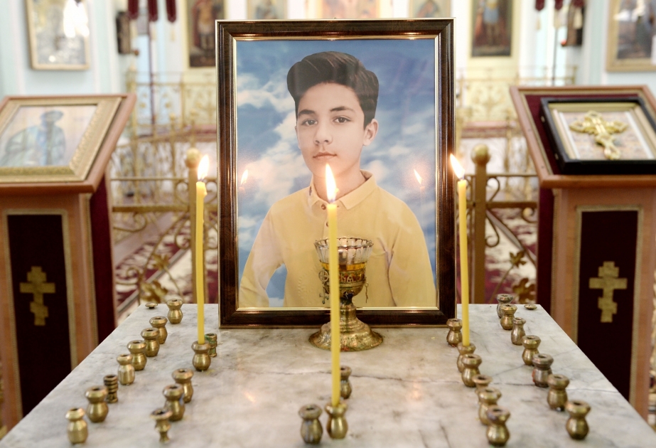 Ganja: Vertreter russischer Gemeinde gedenken durch Armeniens Raketenangriff getöteten russischen Bürgers