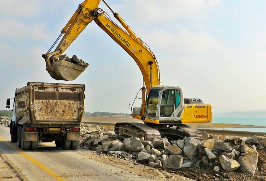Yeni Bakı–Rusiya yolunun 14 kilometrlik hissəsində təmir-bərpa işləri davam edir