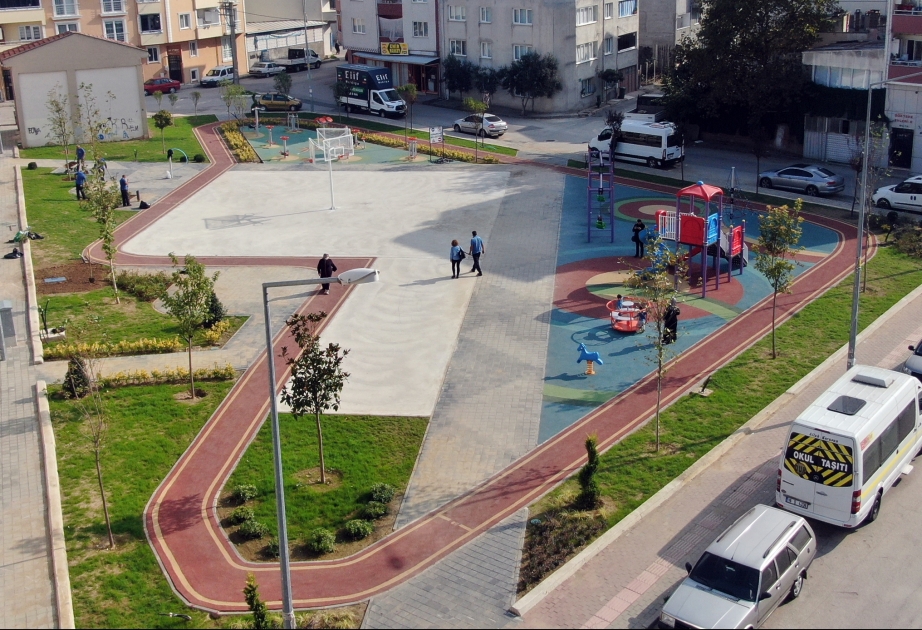 Bursada general Polad Həşimovun adına yeni park salınıb