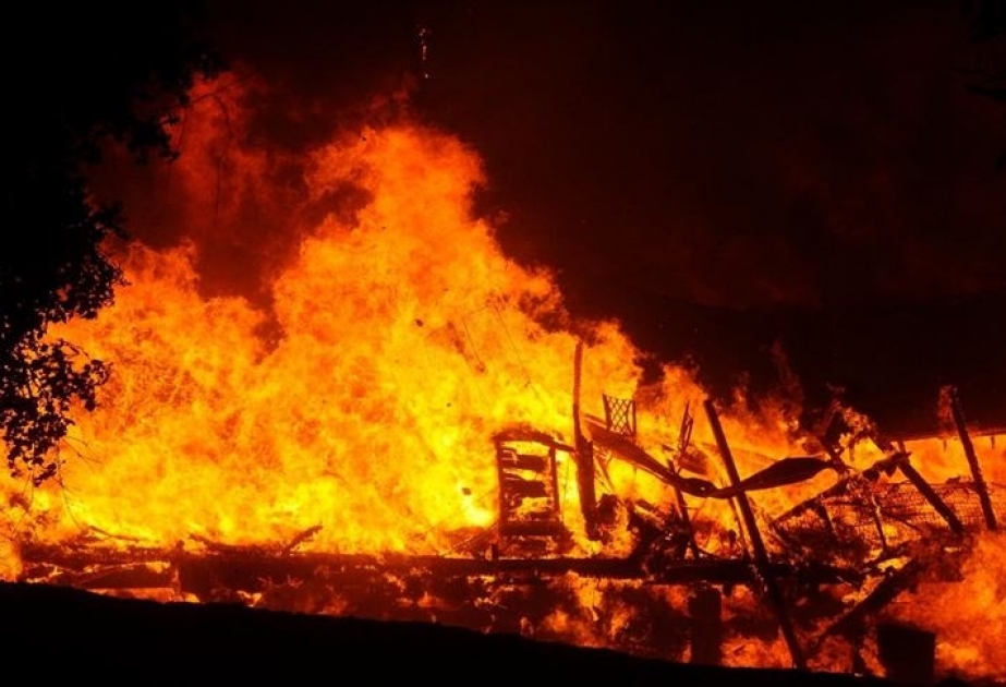 EEUU: más de 60.000 evacuados por incendio forestal en California
