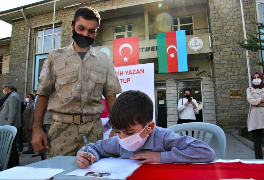 Türkiyənin Elazığ şəhərində Azərbaycan Ordusuna dəstək aksiyası təşkil olunub VİDEO