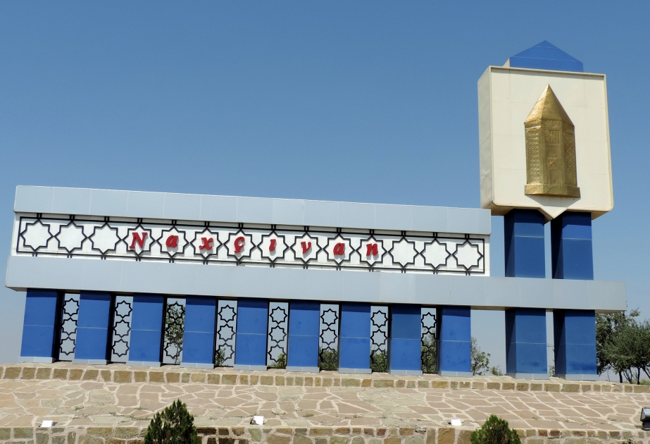 Muxtar respublikada ümumi daxili məhsul istehsalı 2 milyard 101 milyon manatı ötüb