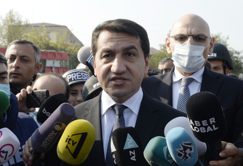 Prezidentin köməkçisi: Cinayətlərin törədilməsi barədə əmr verən düşmənin hərbi komandirləri bir-bir məhv edilir