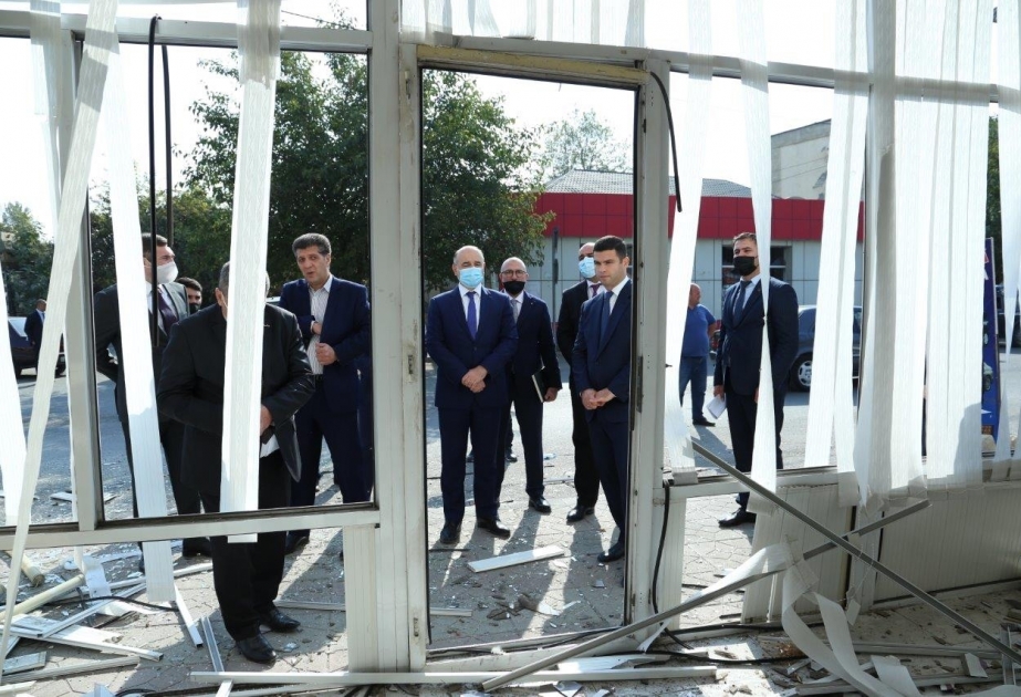 KOBİA-nın rəhbərliyi Ermənistanın təxribatından zərərçəkmiş Bərdə sahibkarları ilə görüşüb