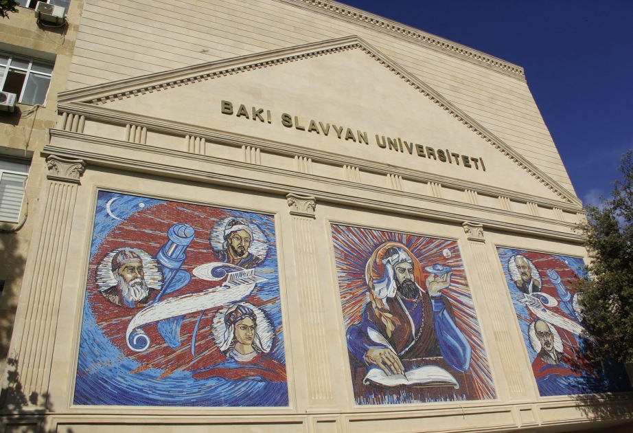 Bakı Slavyan Universitetinin kollektivi düşmənlə informasiya mübarizəsində fəal iştirak edir