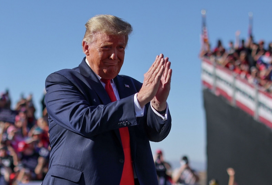Donald Tramp seçiciləri məntəqələrə şəxsən və erkən gəlməyə çağırıb