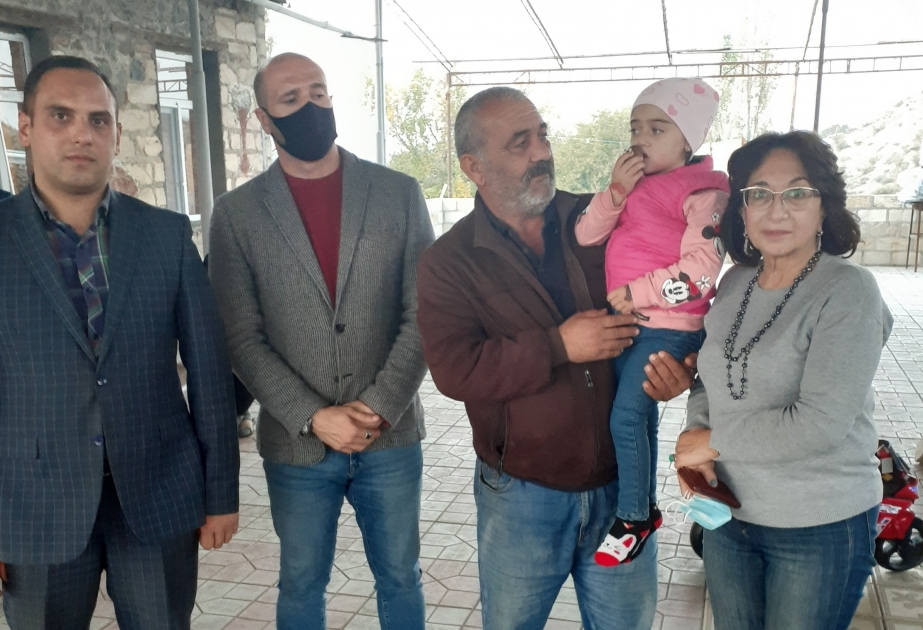 Ermənistanın Gəncəyə hücumları nəticəsində hər iki valideynini itirmiş uşaqlara psixoloji yardım göstərilib