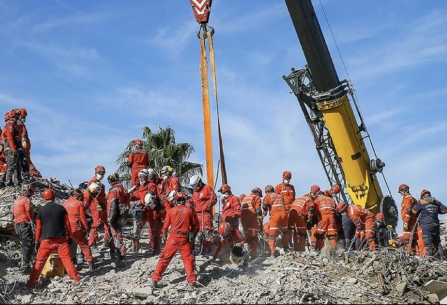 İzmirdəki zəlzələ nəticəsində həyatını itirənlərin sayı 100 nəfərə çatıb